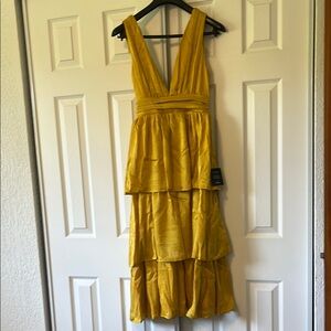 Lulus gorgeous mustard XS dress